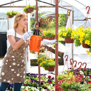 بخاخ الماء للنظافة والزراعه