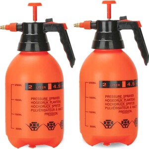 بخاخ الماء للنظافة والزراعه